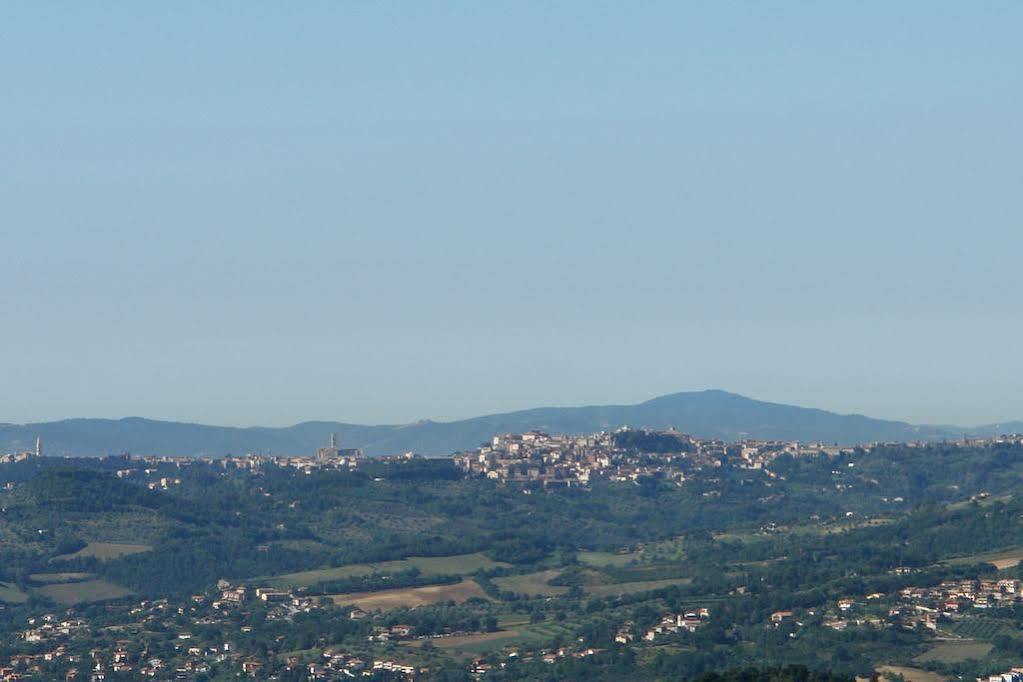 Hotel Il Castellaccio Piccione Exterior photo